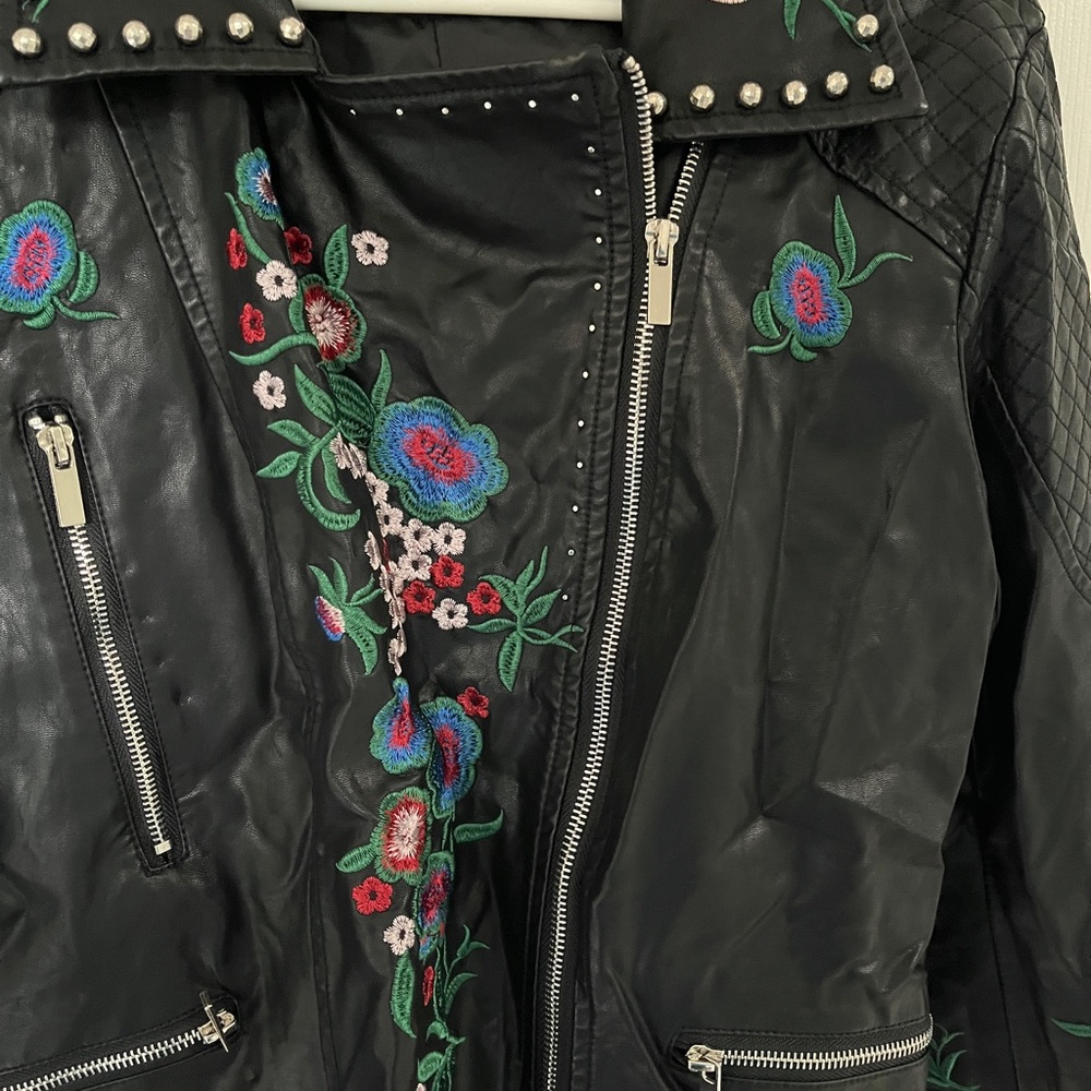Frank Lyman Embroidered “Leather” Jacket - Picture 3 of 3